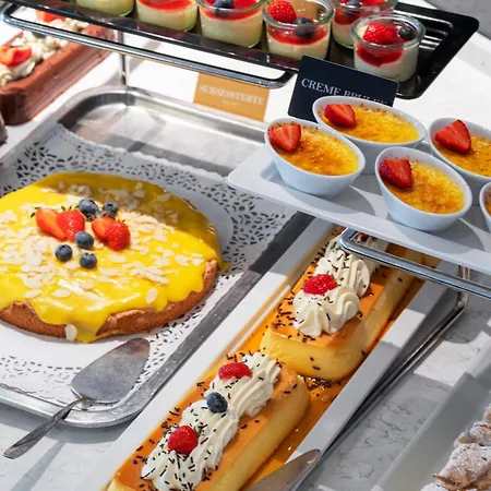 מלון Thon Arena 4*